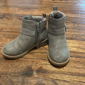 Size 8 Girls bootie